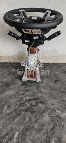 Land Rover Discovery 5 Multi Functional Steering with Column Parts